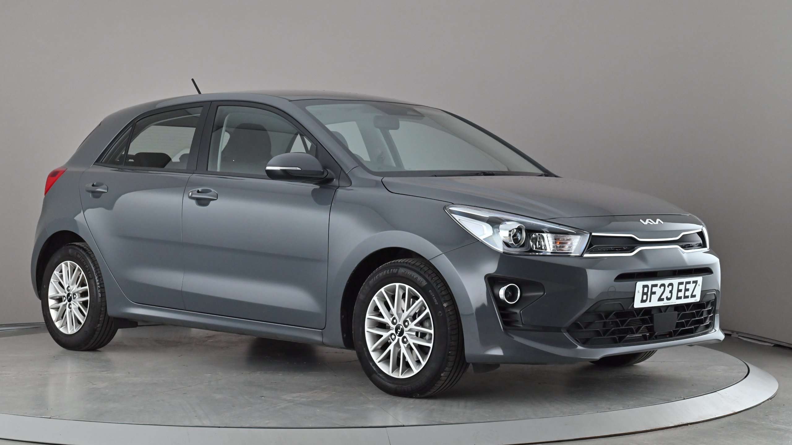 Main listing image - Kia Rio