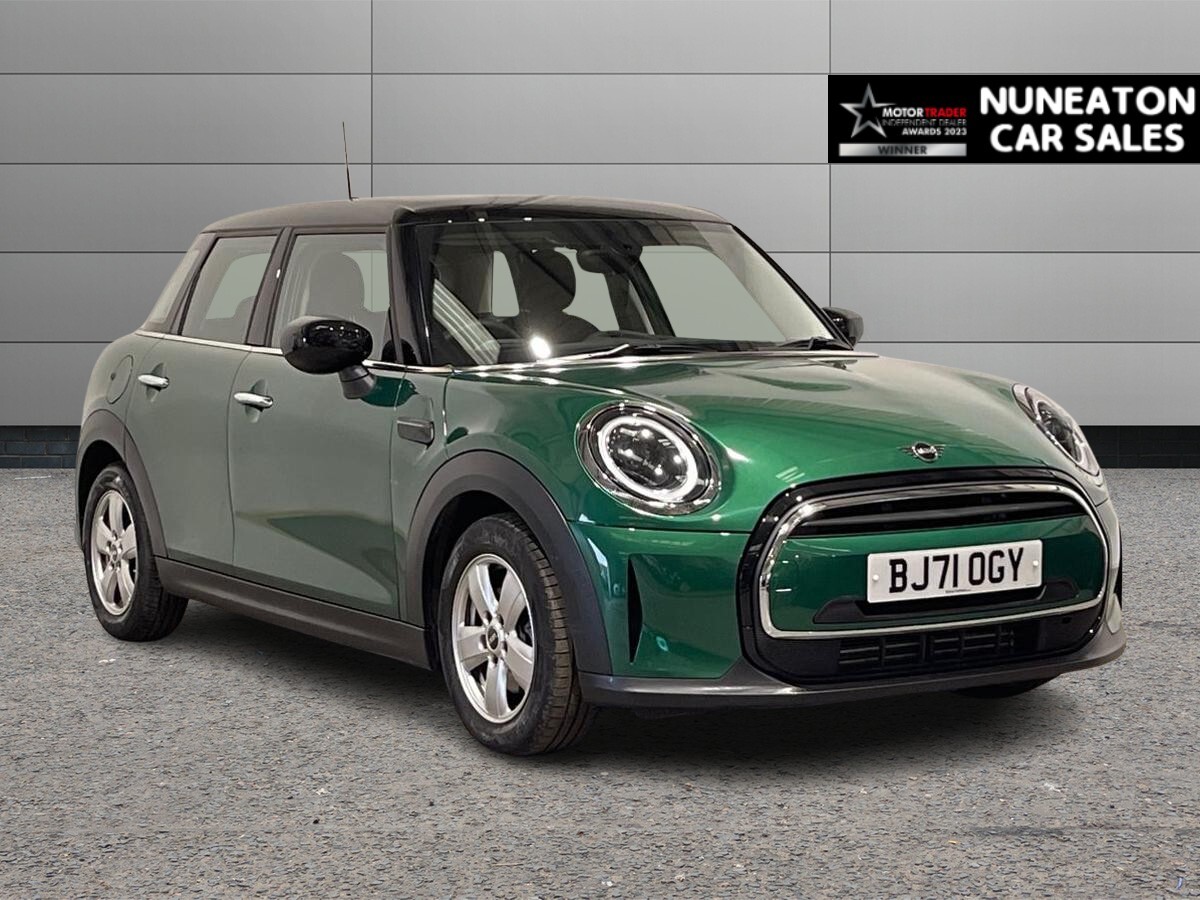 Main listing image - MINI Hatchback 5dr