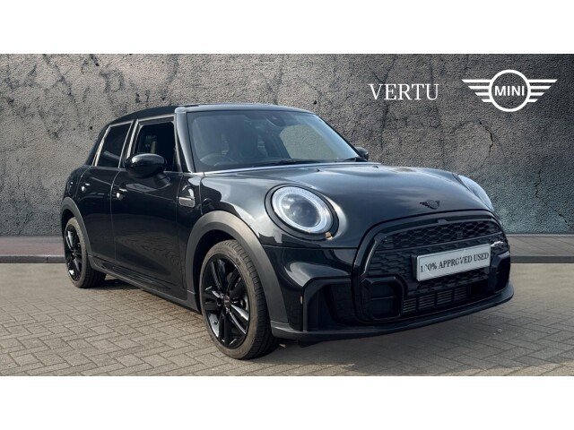 Main listing image - MINI Hatchback 5dr