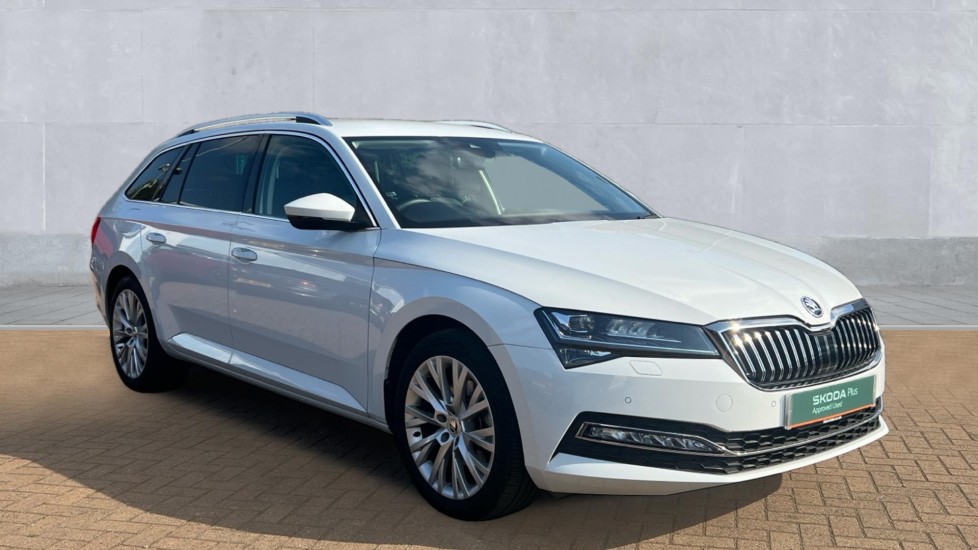 Main listing image - Skoda Superb Estate