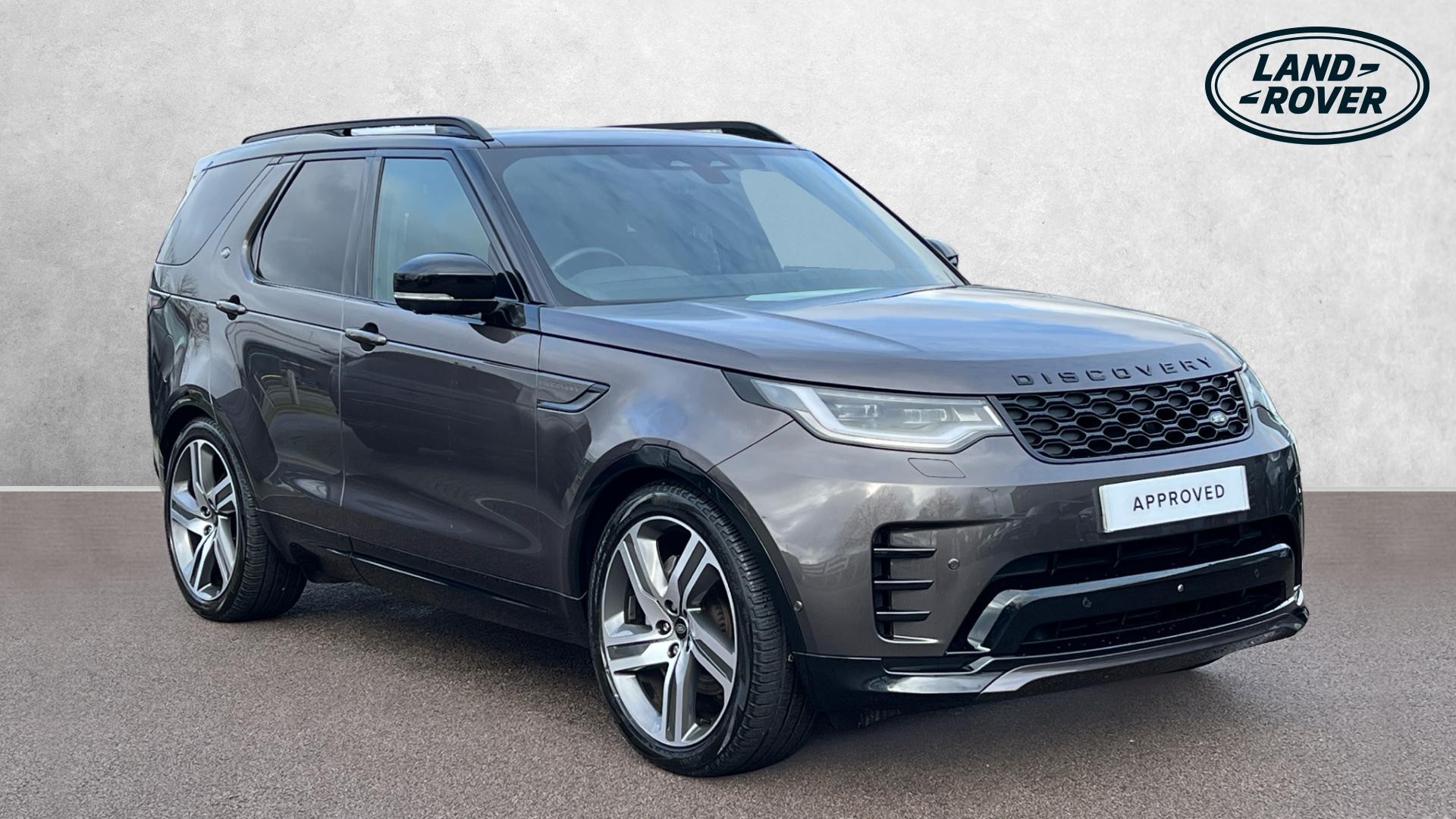 Main listing image - Land Rover Discovery