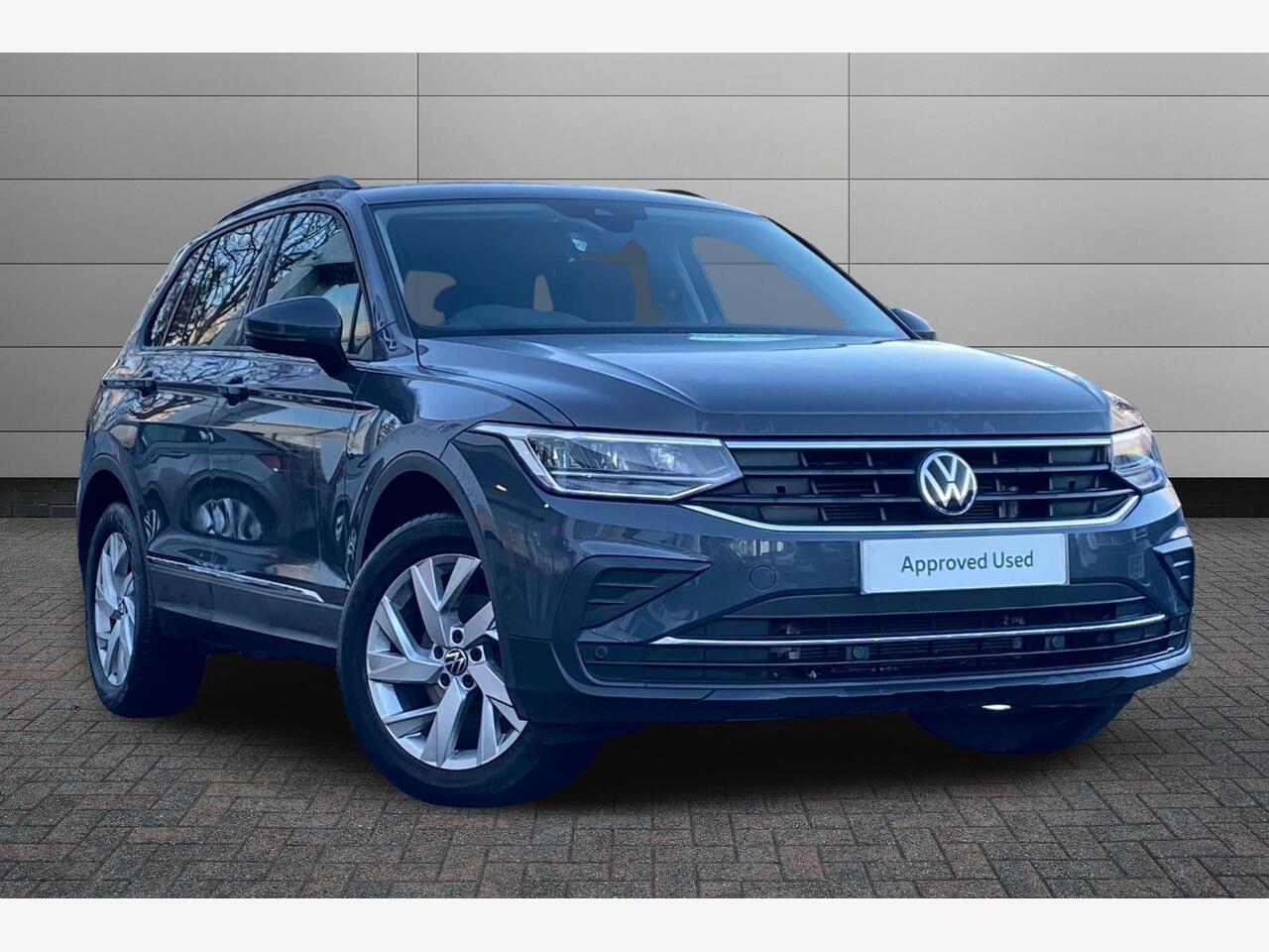 Main listing image - Volkswagen Tiguan