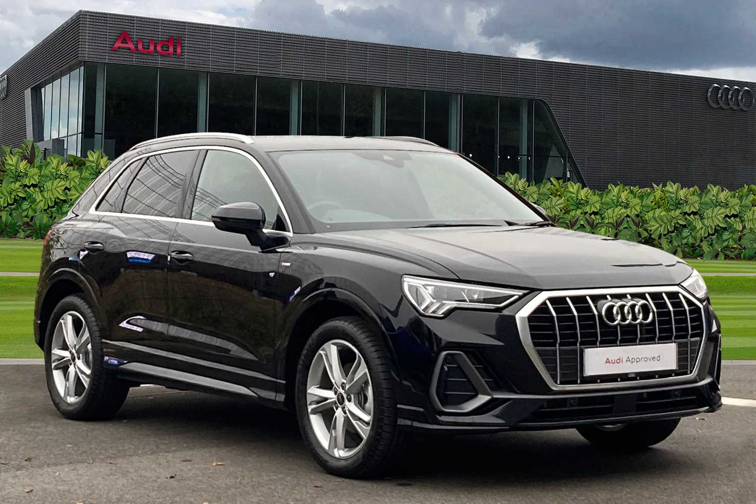 Main listing image - Audi Q3