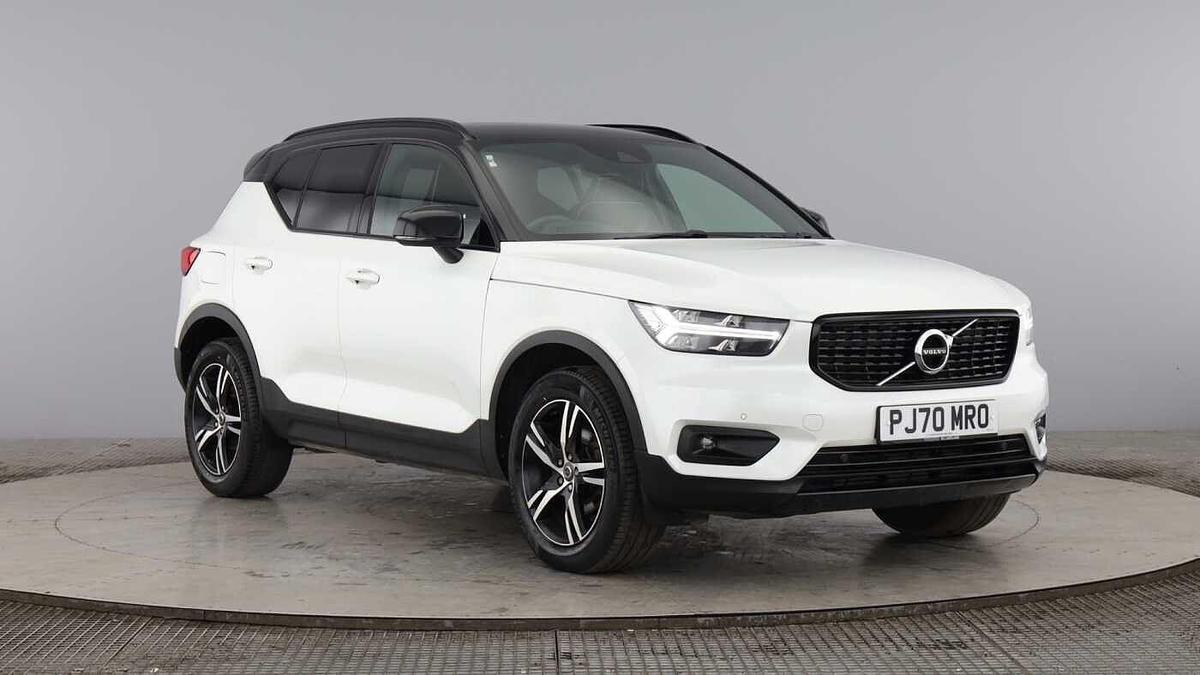Main listing image - Volvo XC40