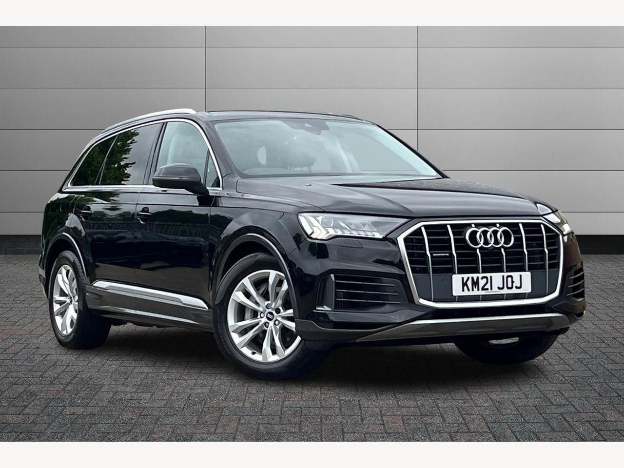 Main listing image - Audi Q7