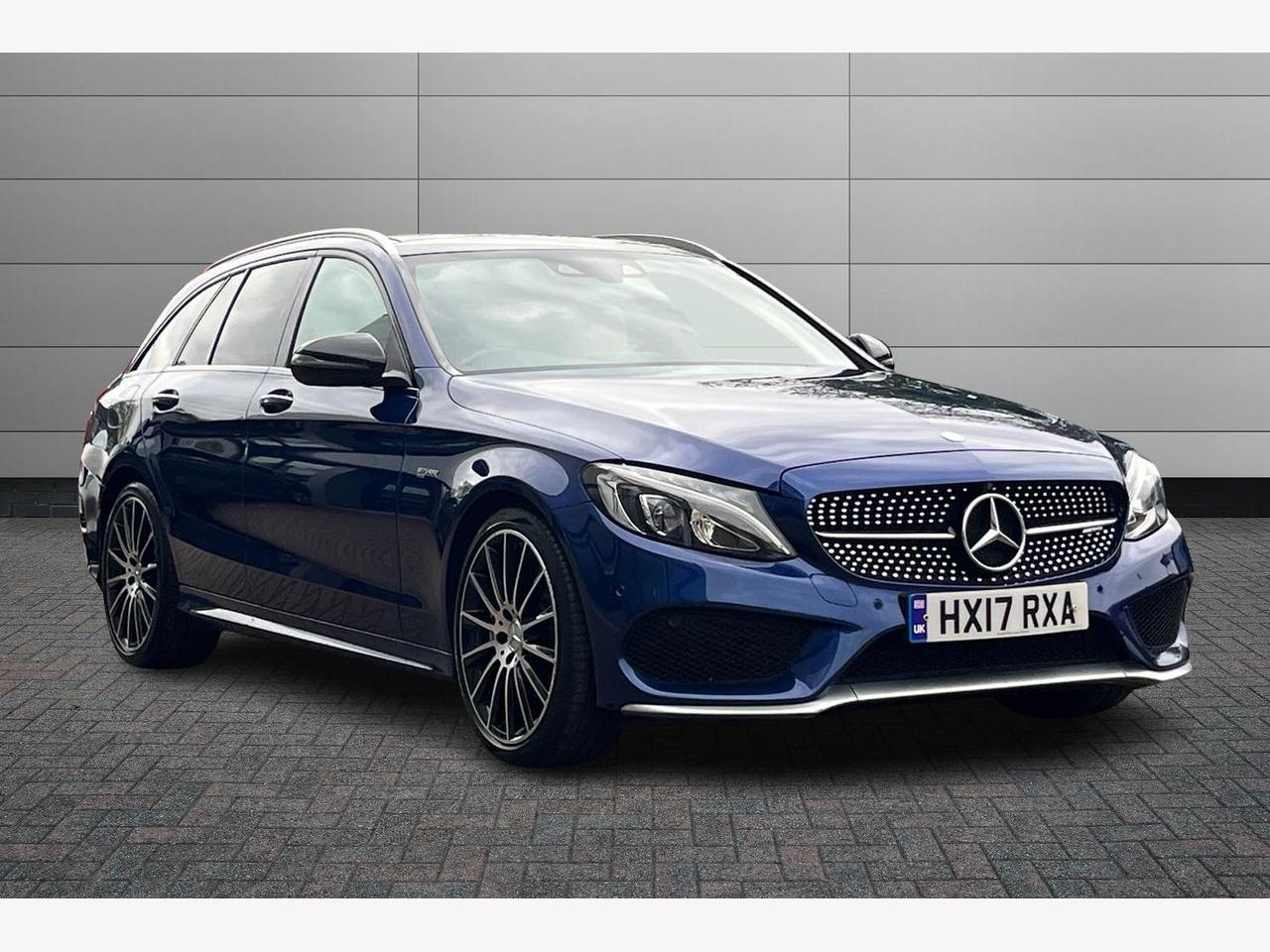 Main listing image - Mercedes-Benz C-Class Estate