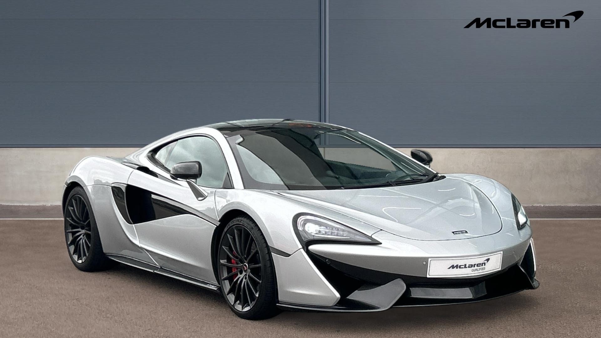 Main listing image - McLaren 570GT