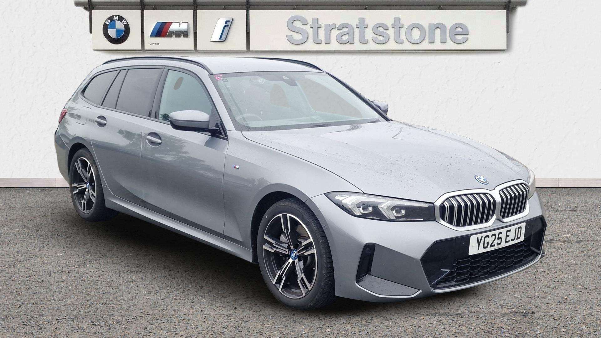 Main listing image - BMW 3 Series Touring