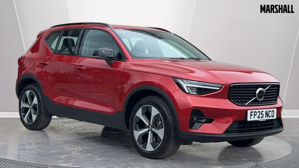 Main listing image - Volvo XC40