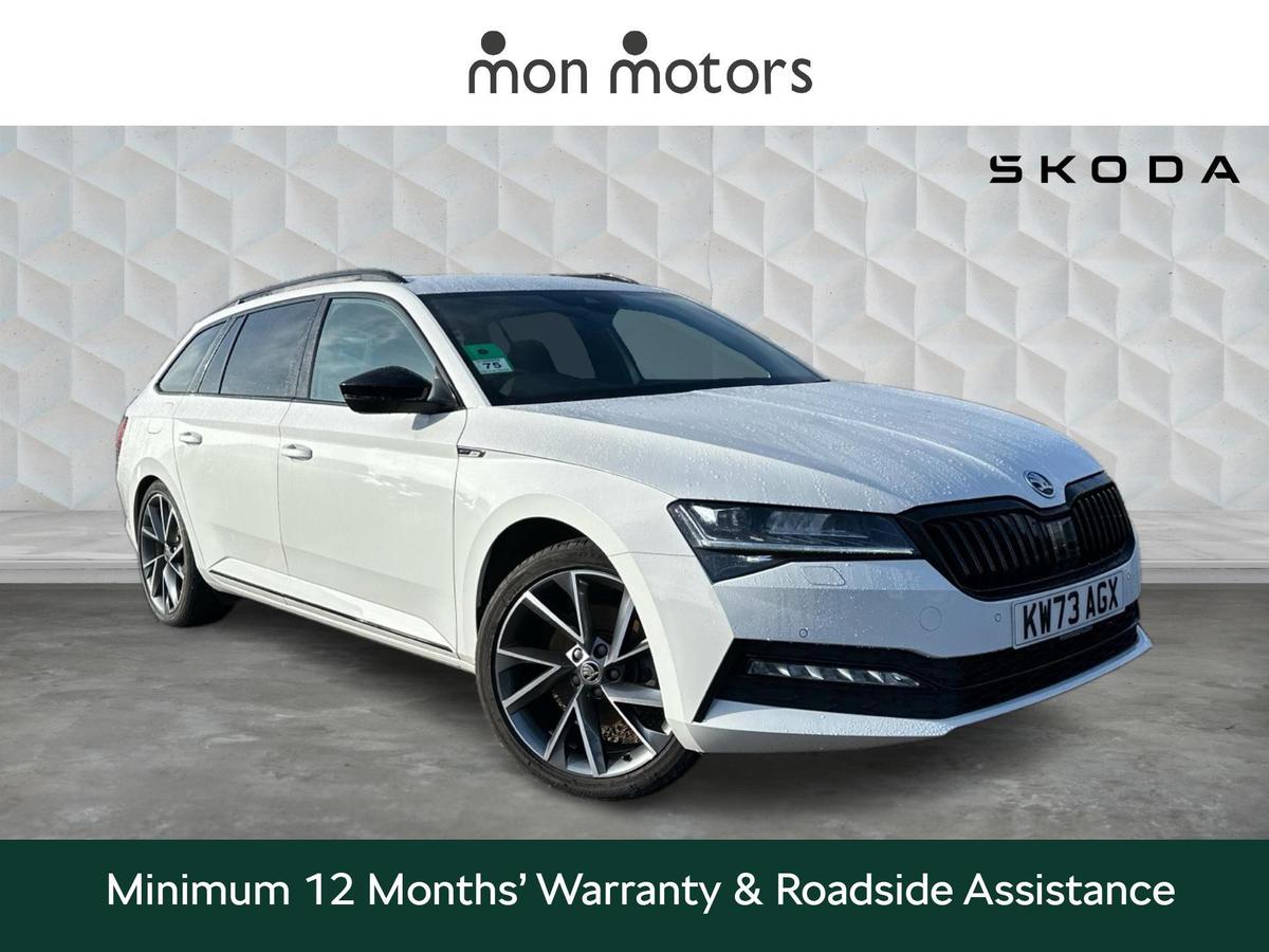 Main listing image - Skoda Superb Estate