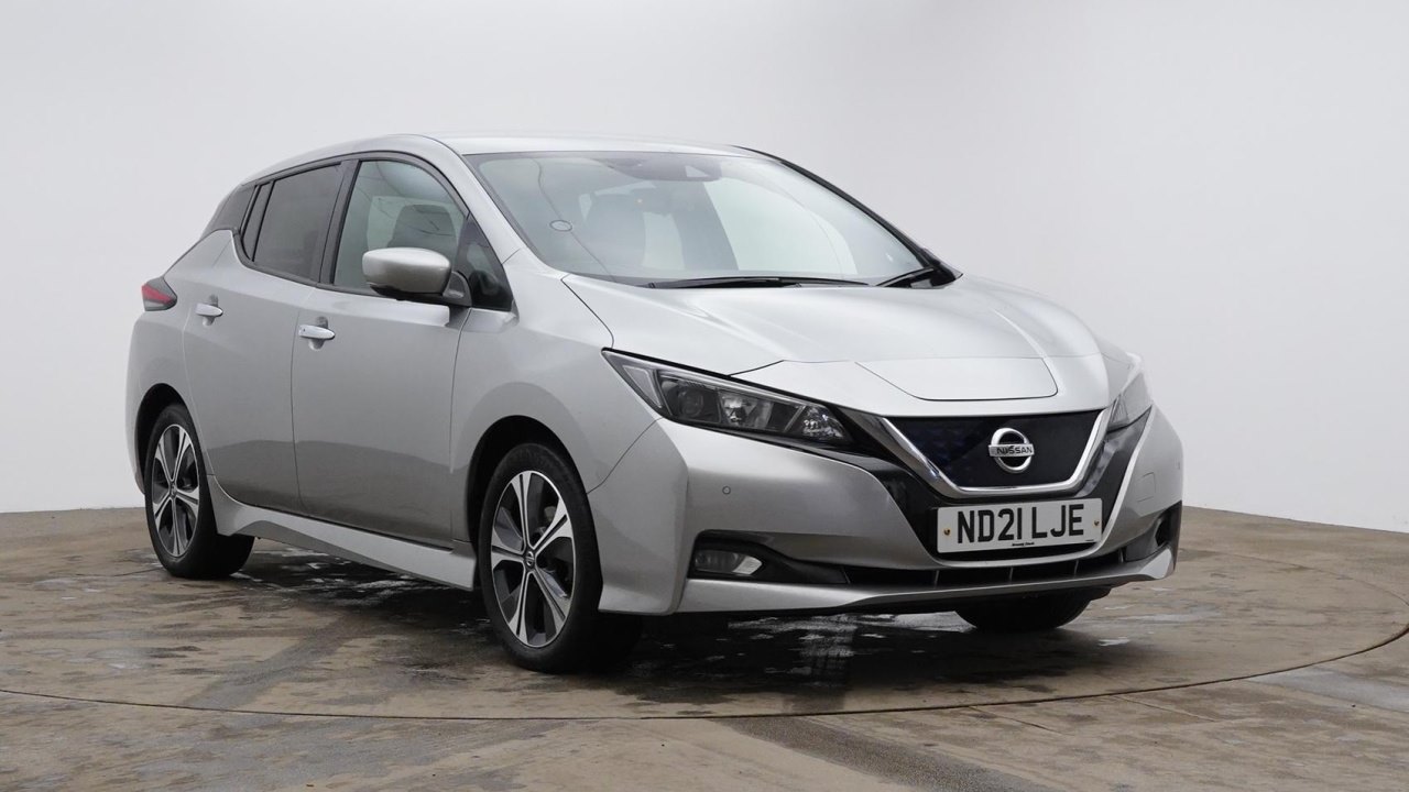 Main listing image - Nissan Leaf