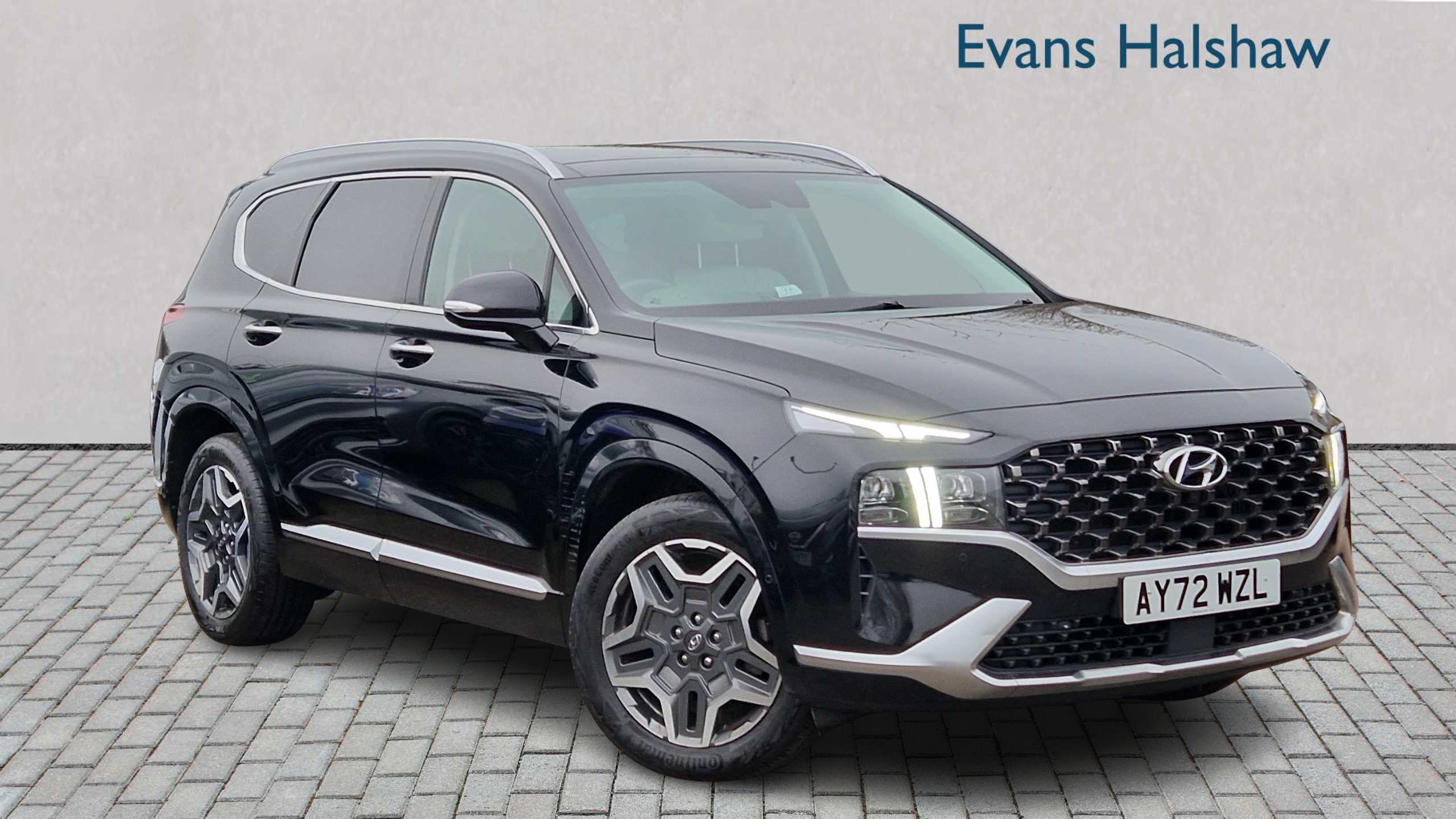 Main listing image - Hyundai Santa Fe