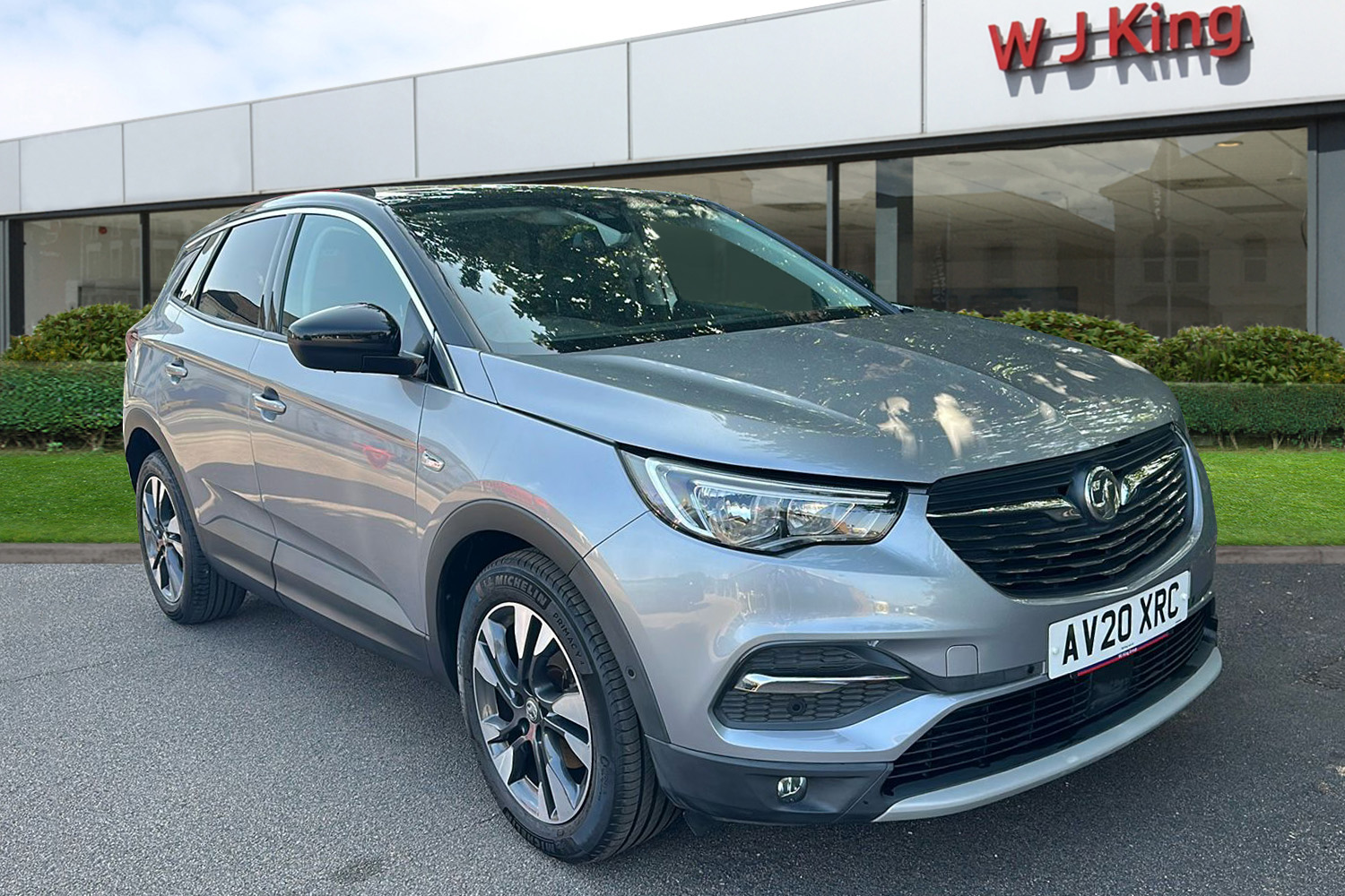 Main listing image - Vauxhall Grandland X
