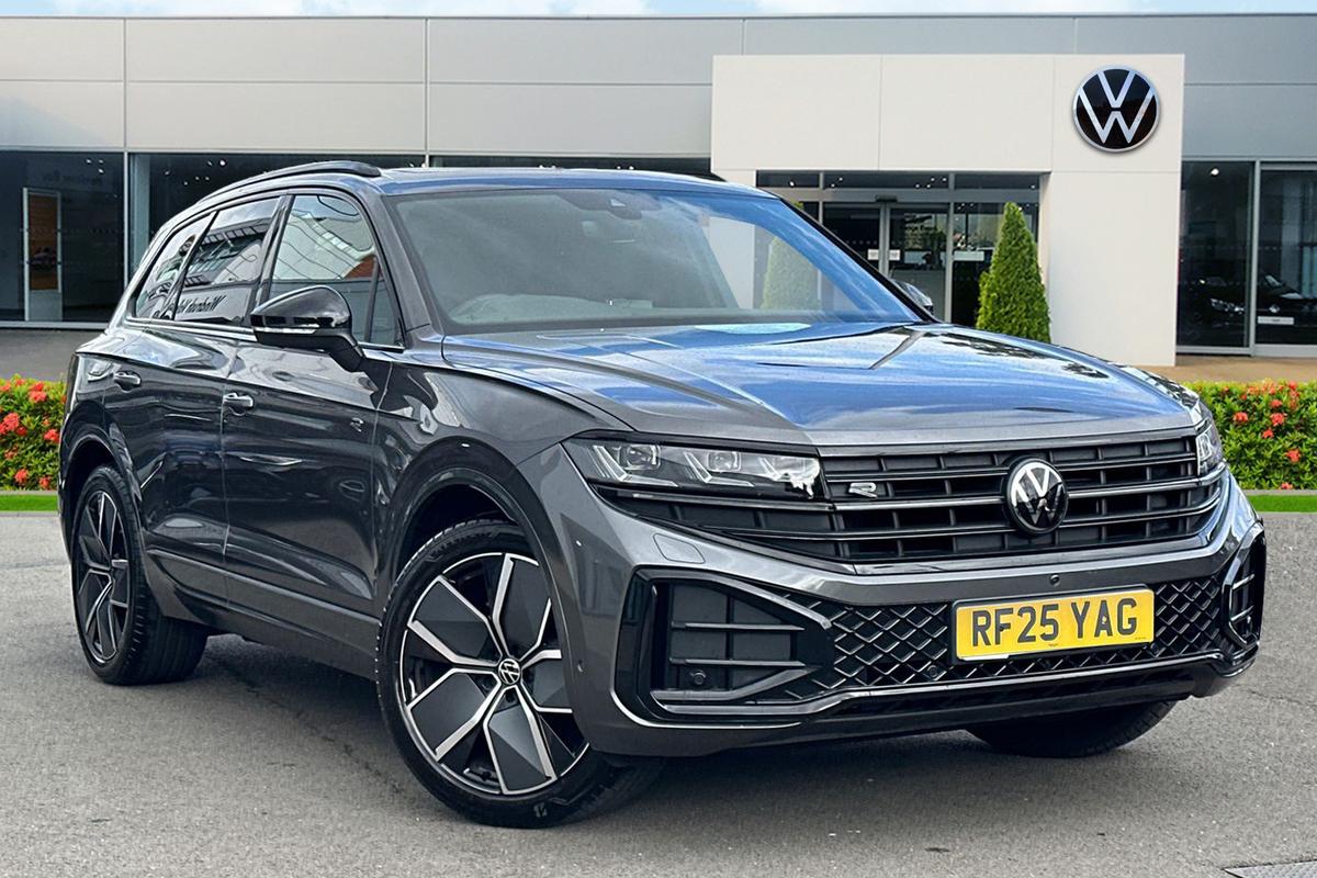 Main listing image - Volkswagen Touareg