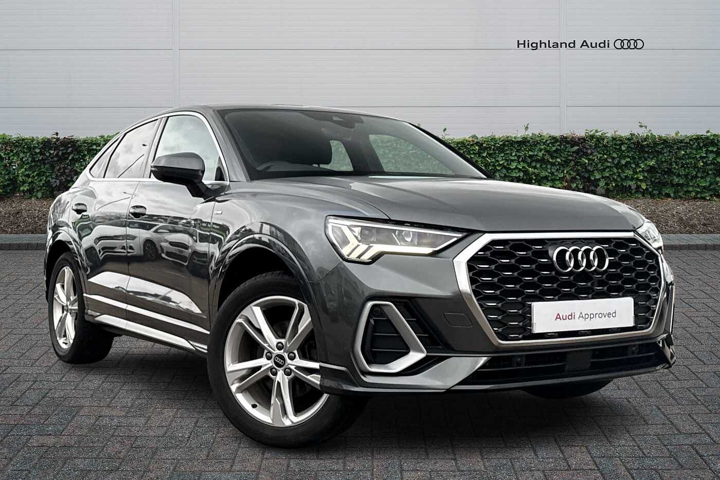 Main listing image - Audi Q3