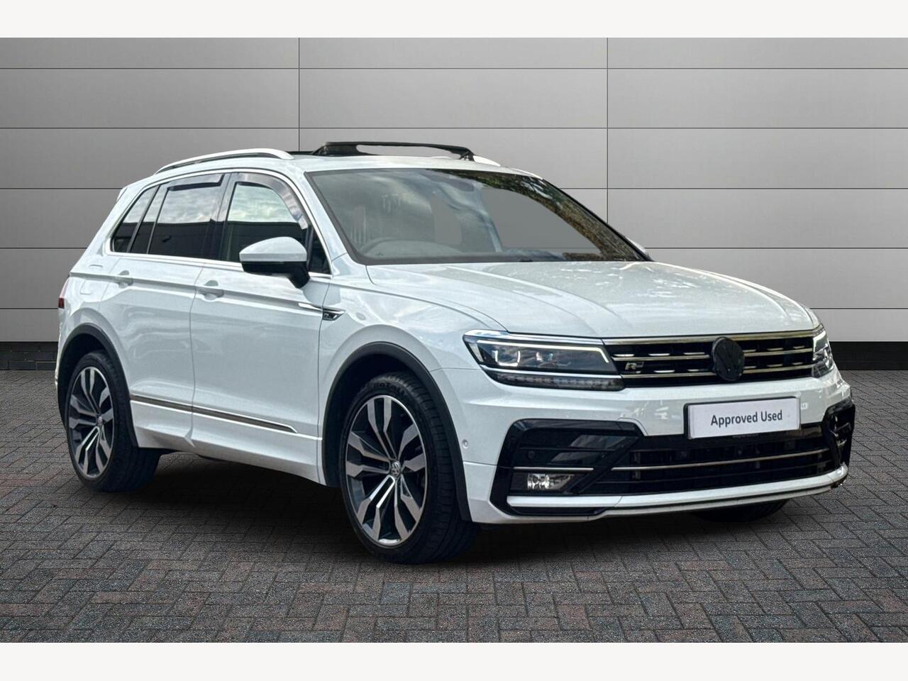 Main listing image - Volkswagen Tiguan