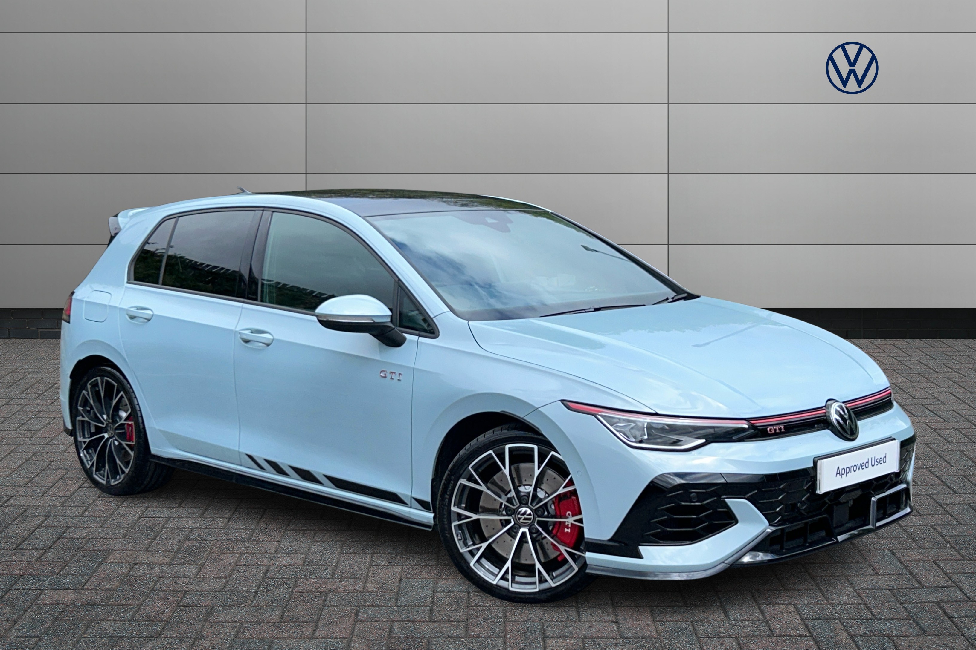 Main listing image - Volkswagen Golf GTI