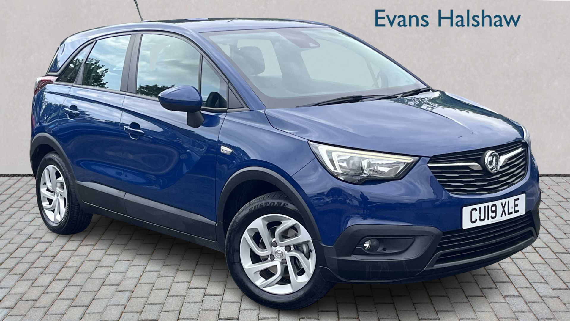 Main listing image - Vauxhall Crossland X