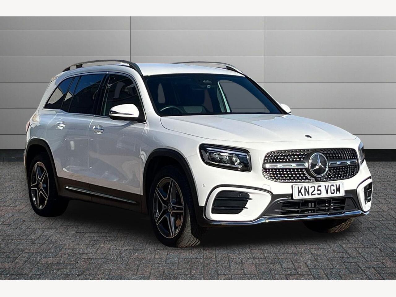 Main listing image - Mercedes-Benz GLB