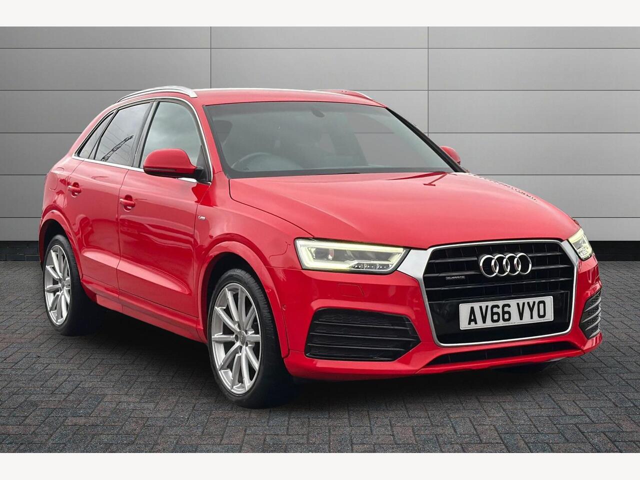 Main listing image - Audi Q3