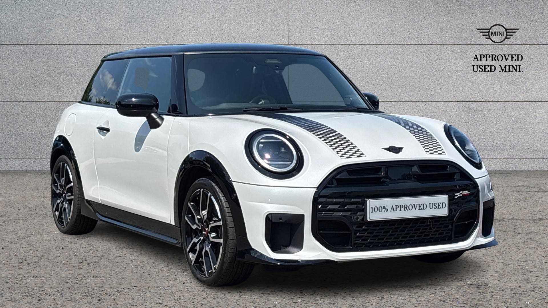 Main listing image - MINI Hatchback