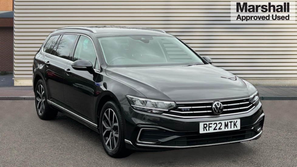 Main listing image - Volkswagen Passat GTE