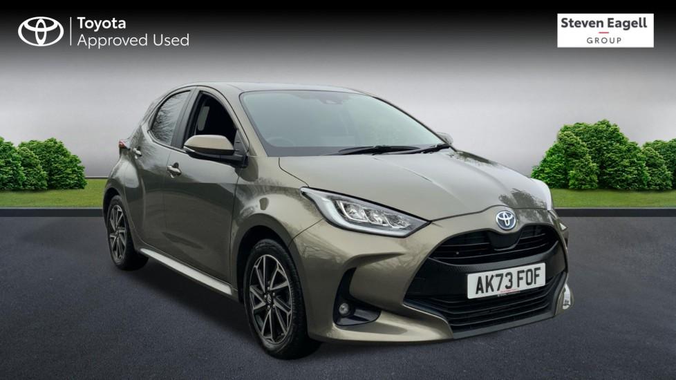 Main listing image - Toyota Yaris