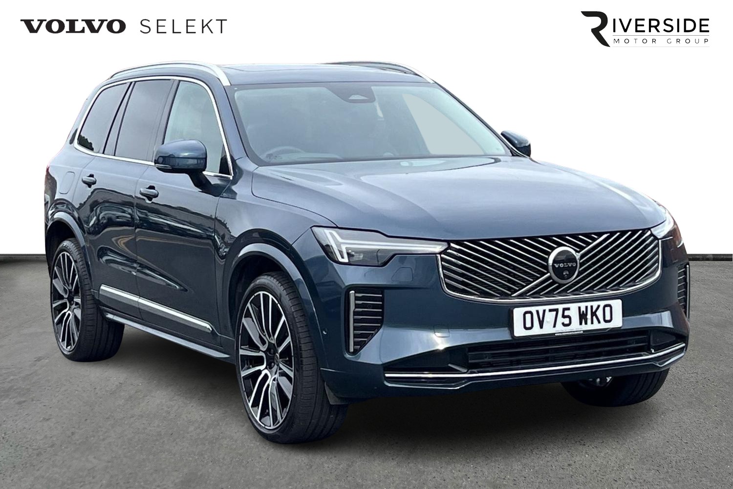 Main listing image - Volvo XC90