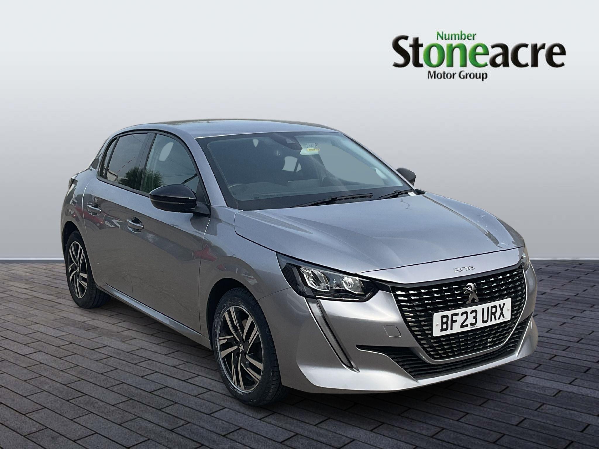 Main listing image - Peugeot 208