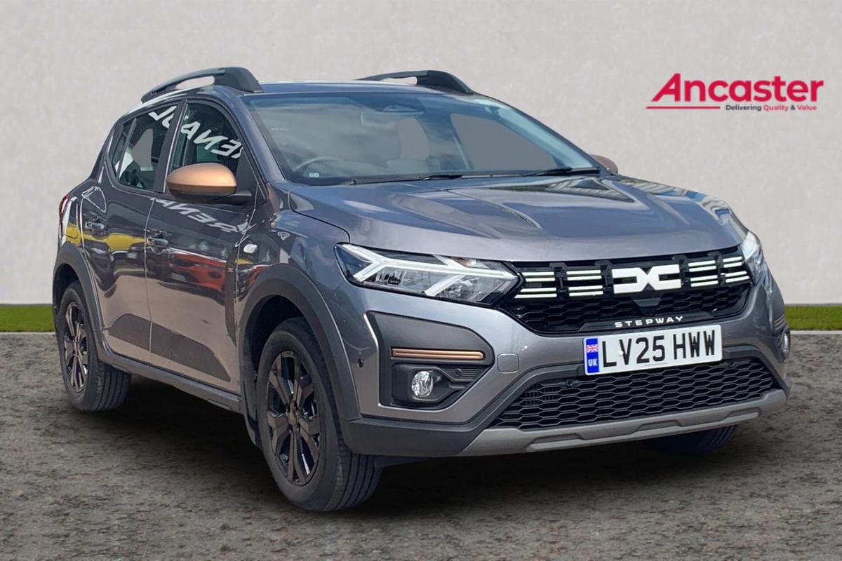 Main listing image - Dacia Sandero Stepway