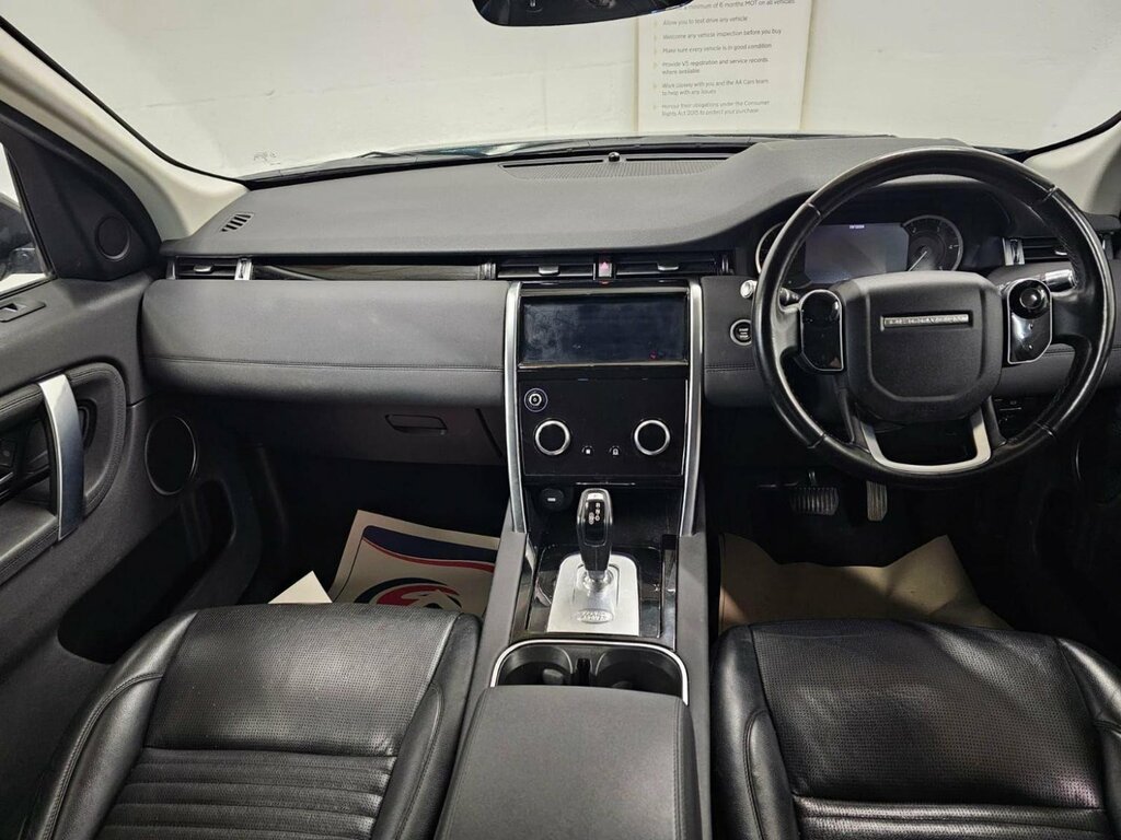 Main listing image - Land Rover Discovery Sport