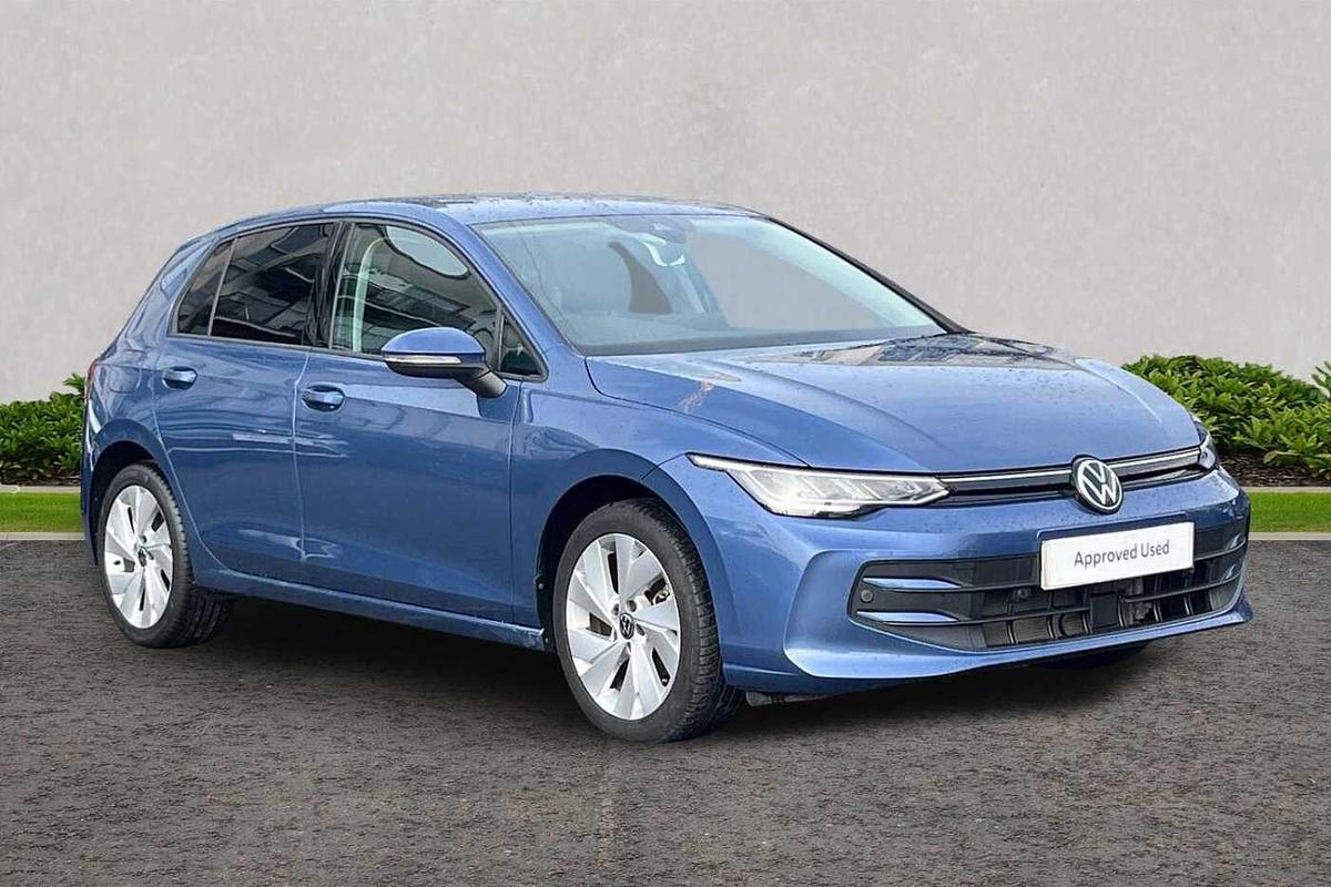 Main listing image - Volkswagen Golf