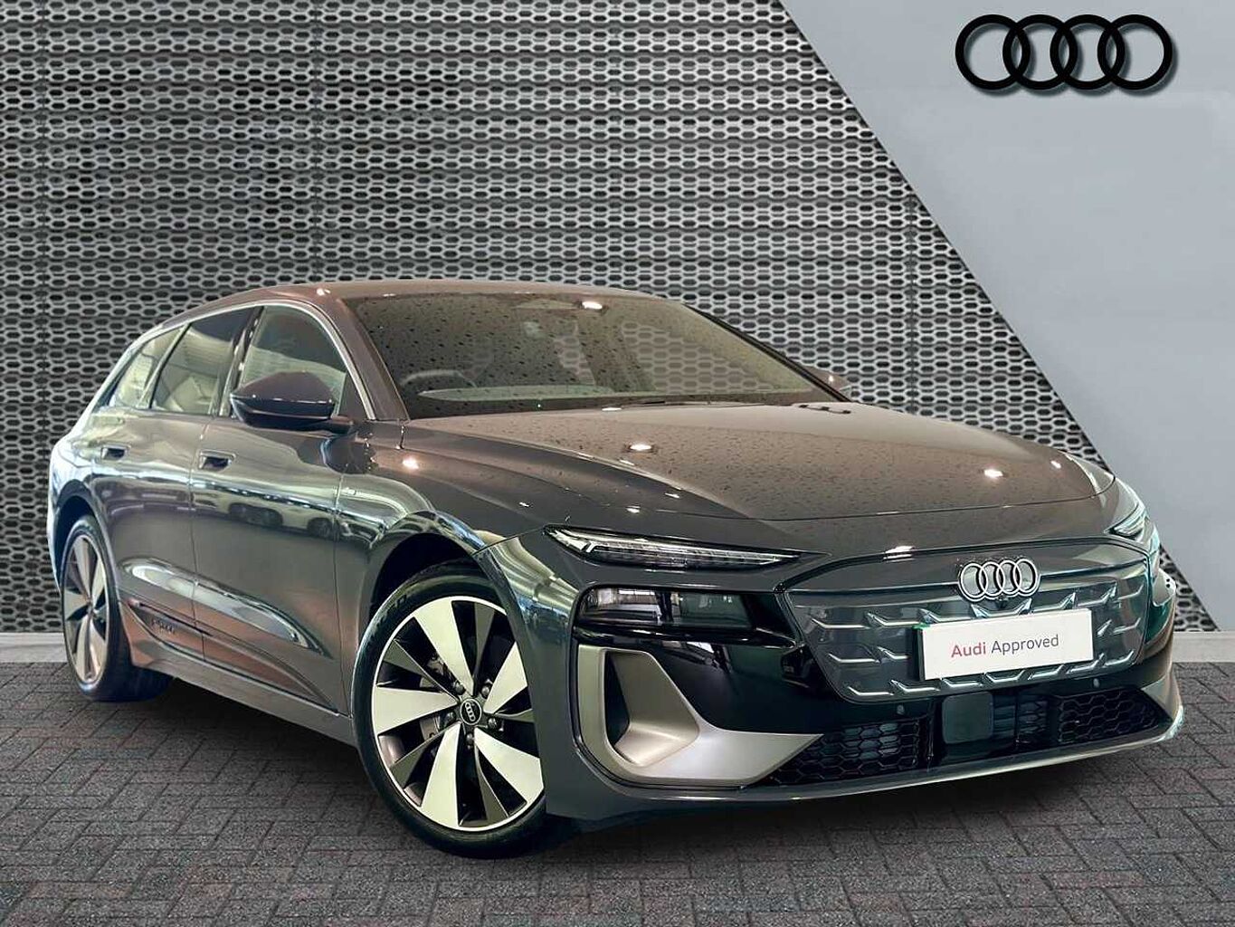 Main listing image - Audi e-tron S