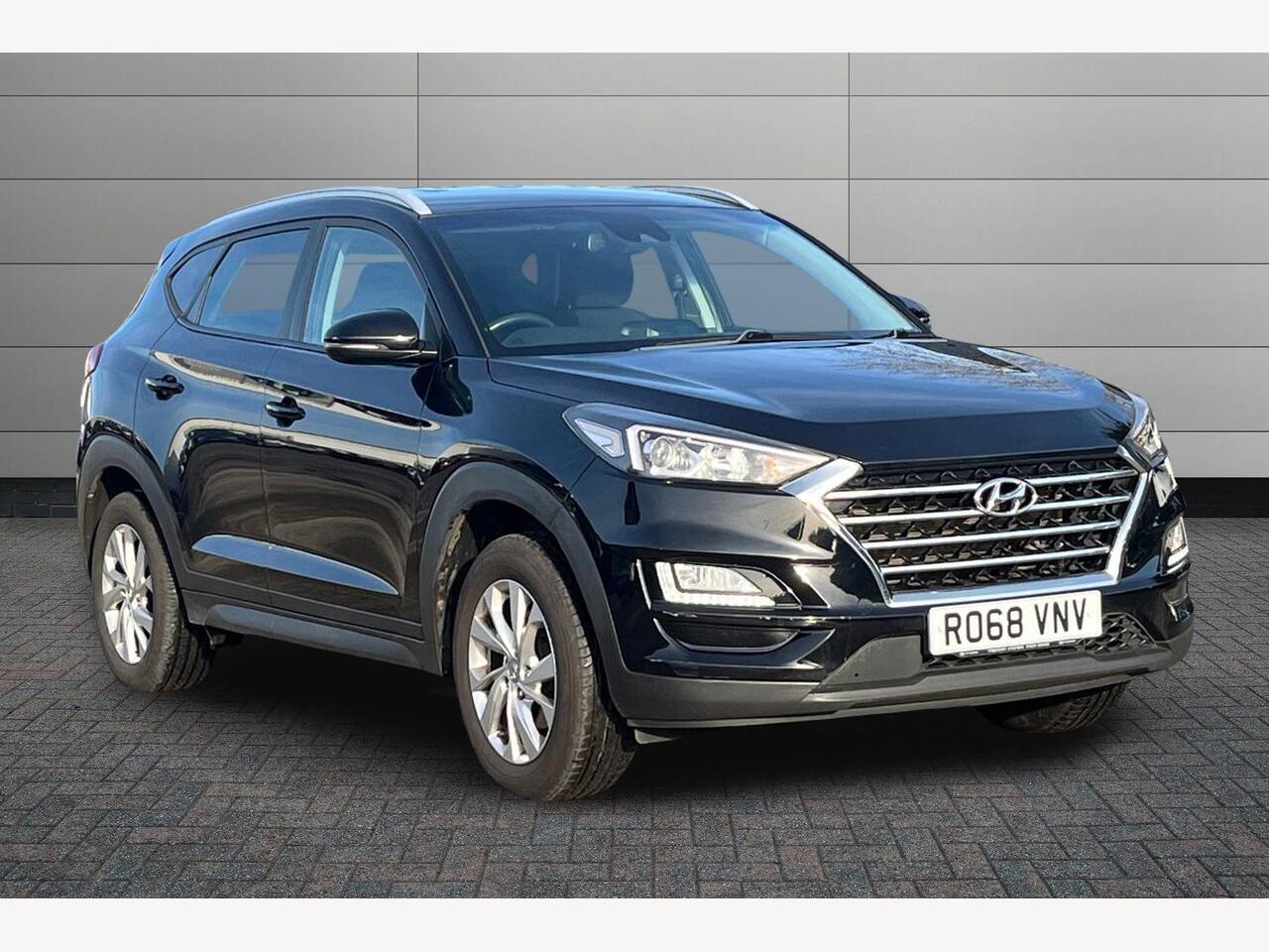 Main listing image - Hyundai Tucson