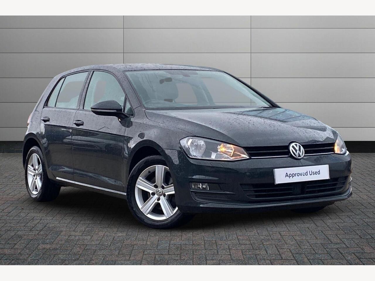 Main listing image - Volkswagen Golf