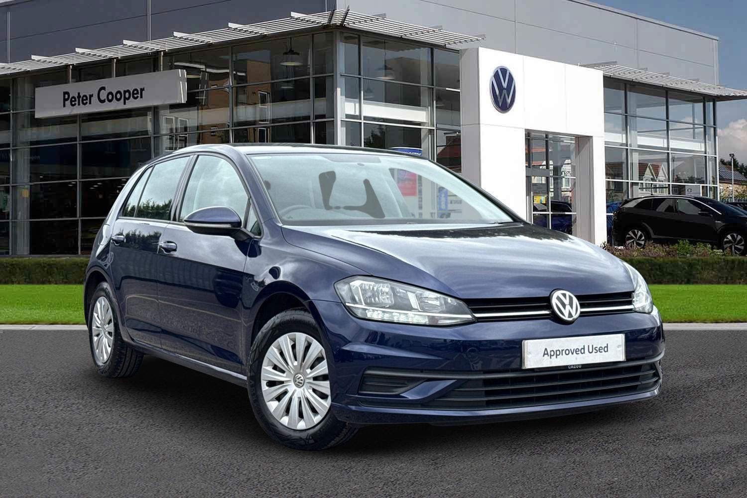 Main listing image - Volkswagen Golf