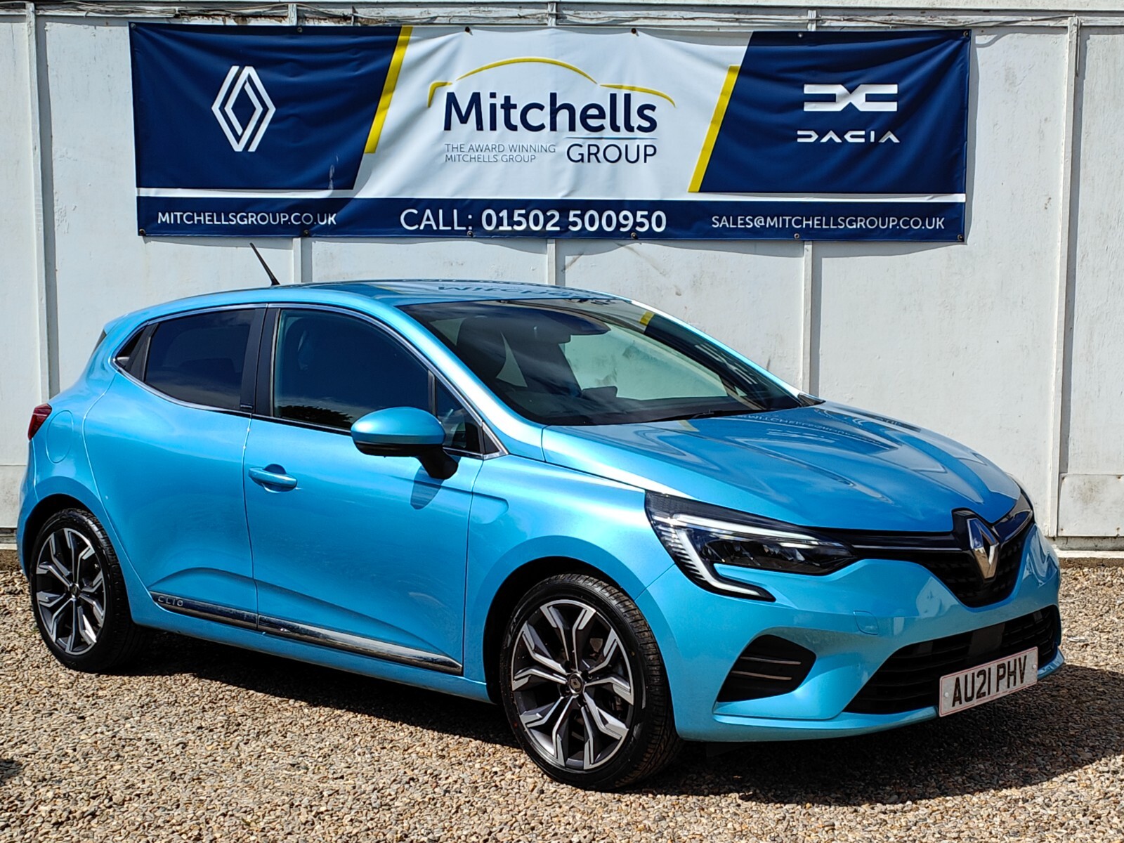 Main listing image - Renault Clio