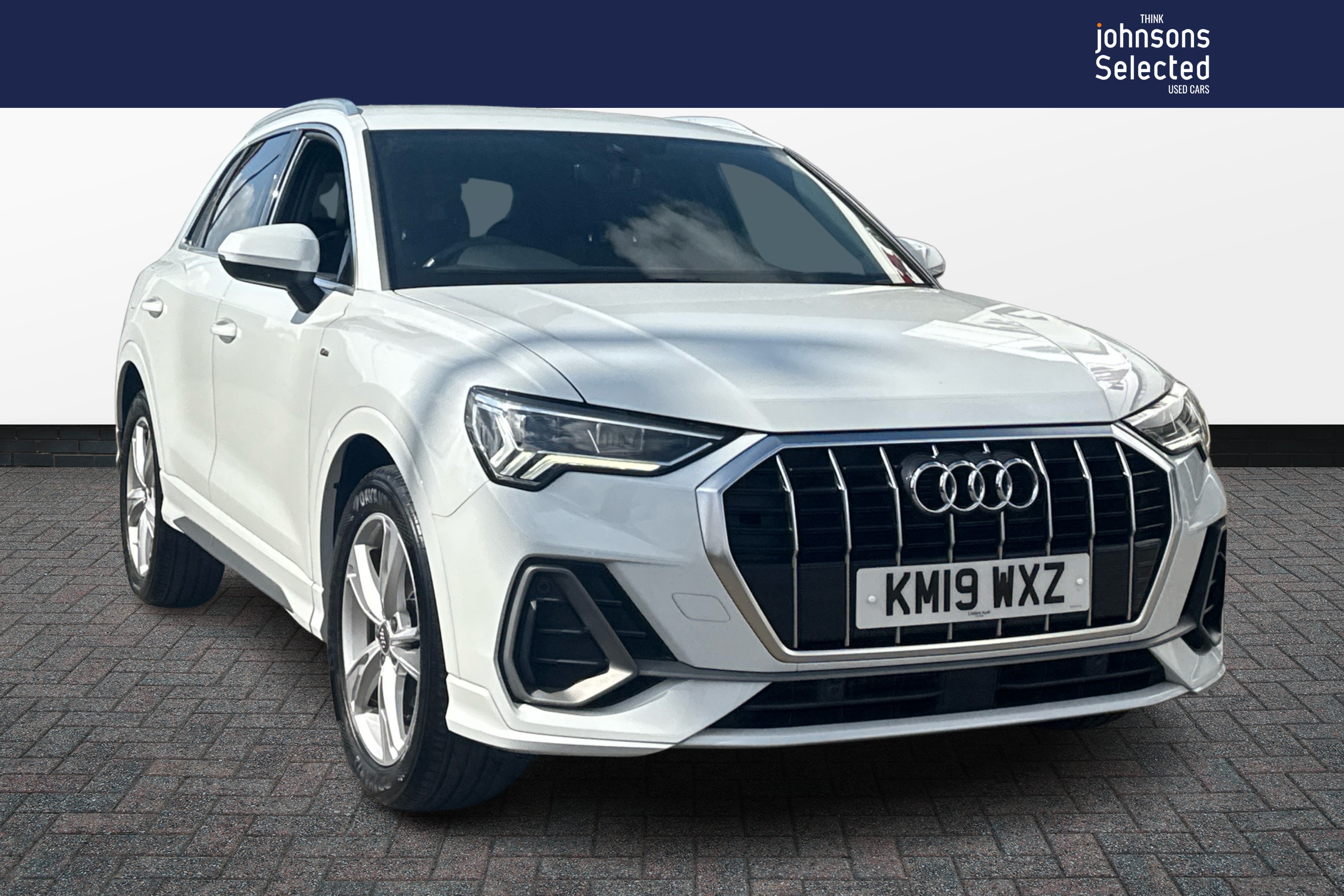 Main listing image - Audi Q3
