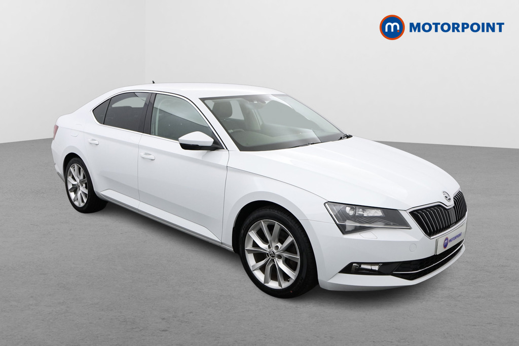 Main listing image - Skoda Superb