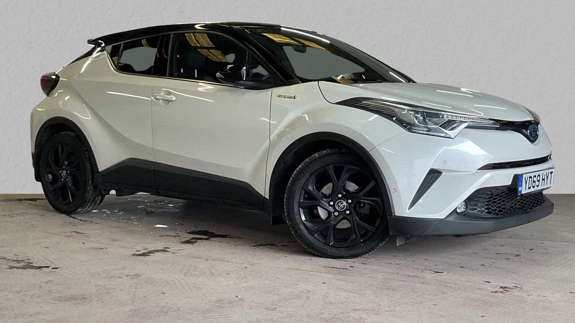 Main listing image - Toyota C-HR