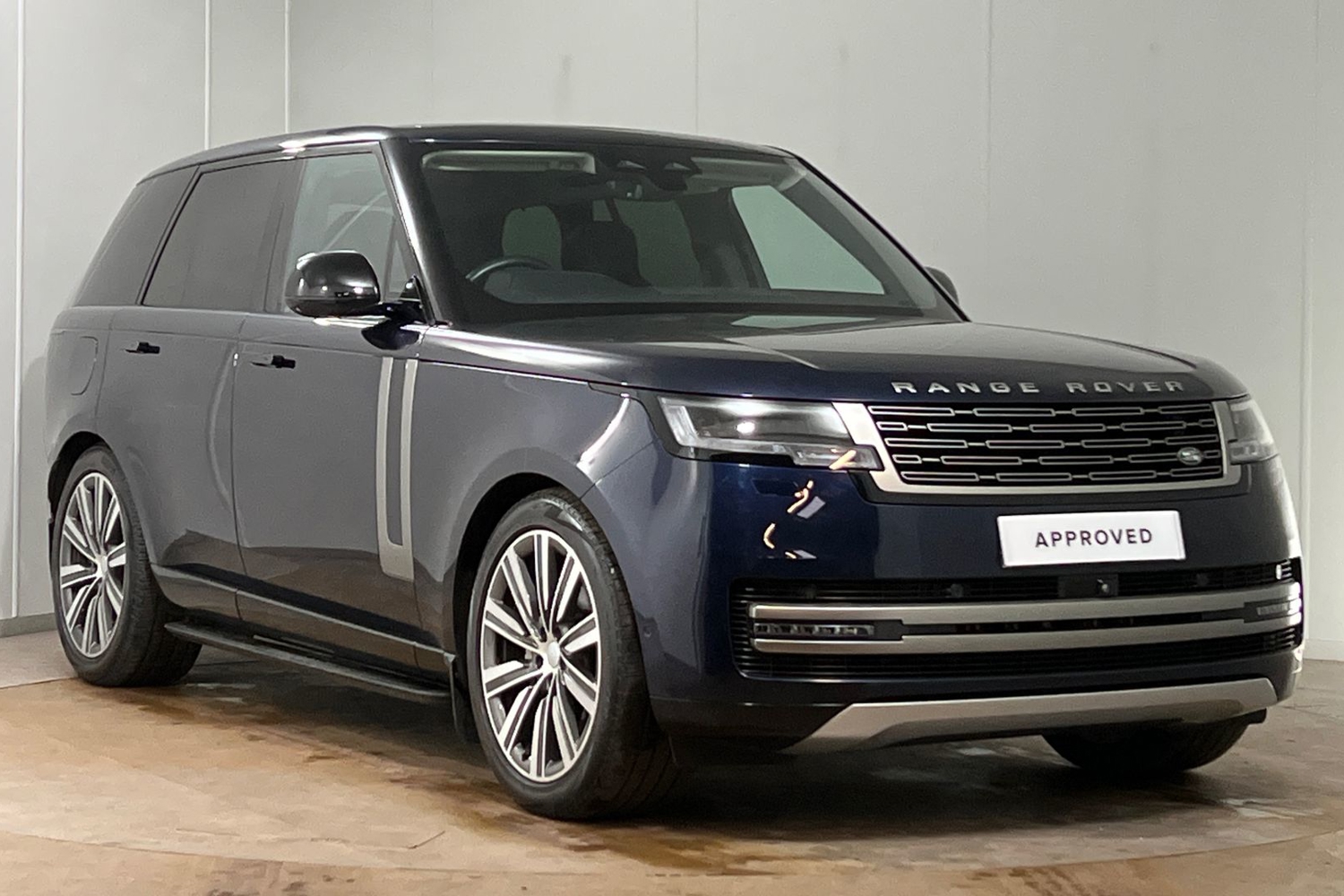 Main listing image - Land Rover Range Rover