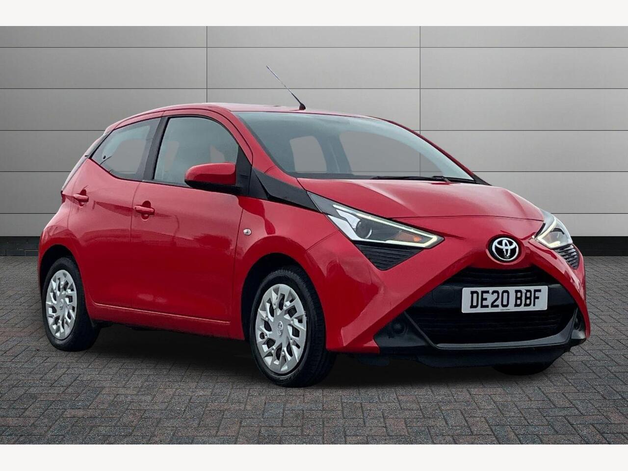 Main listing image - Toyota Aygo