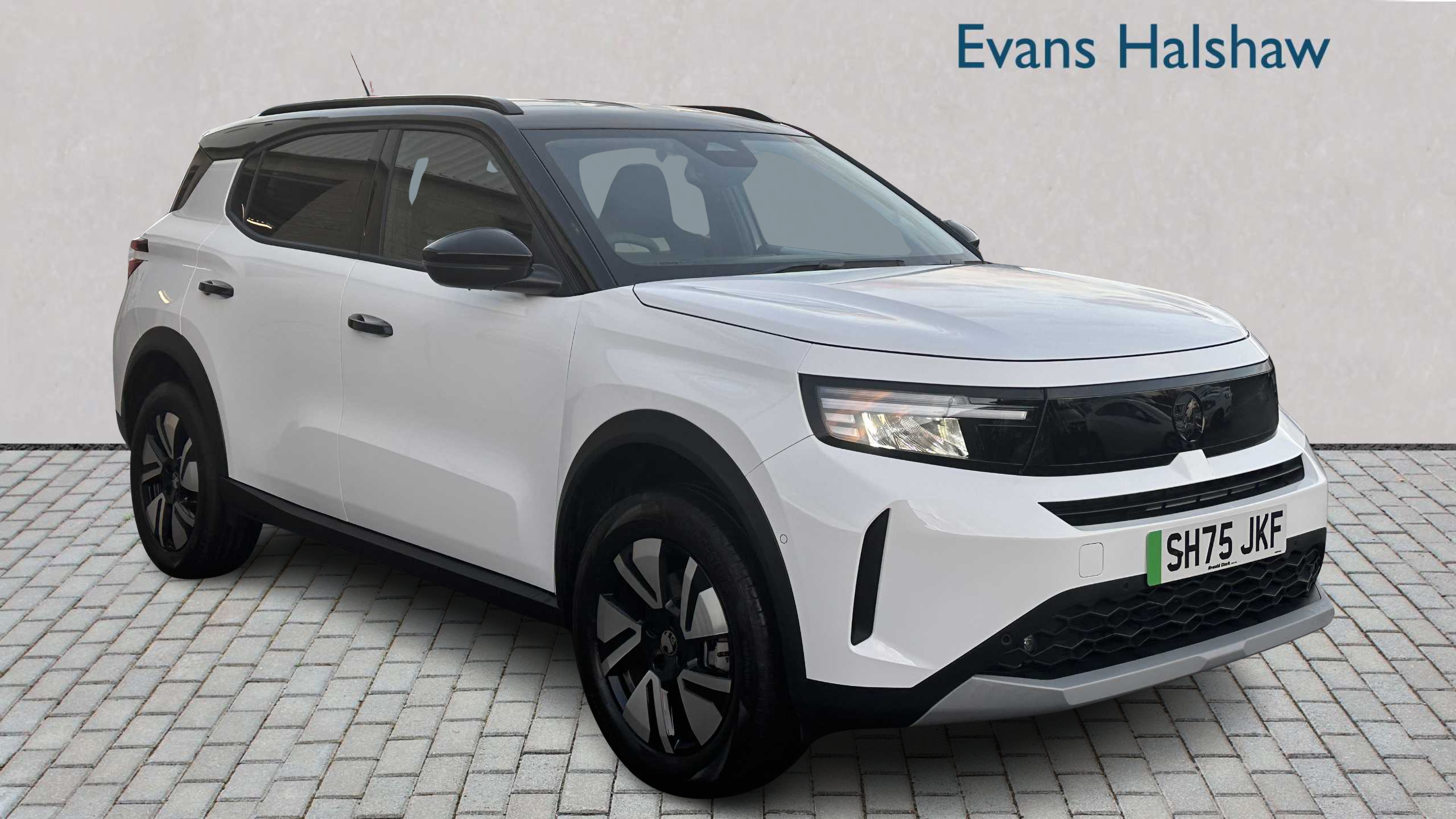 Main listing image - Vauxhall Frontera