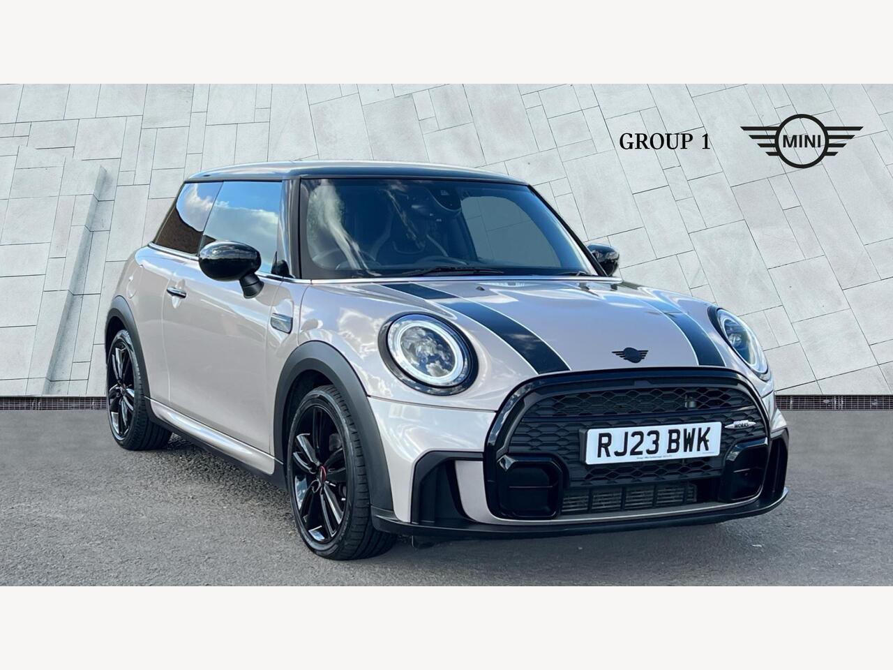 Main listing image - MINI Hatchback
