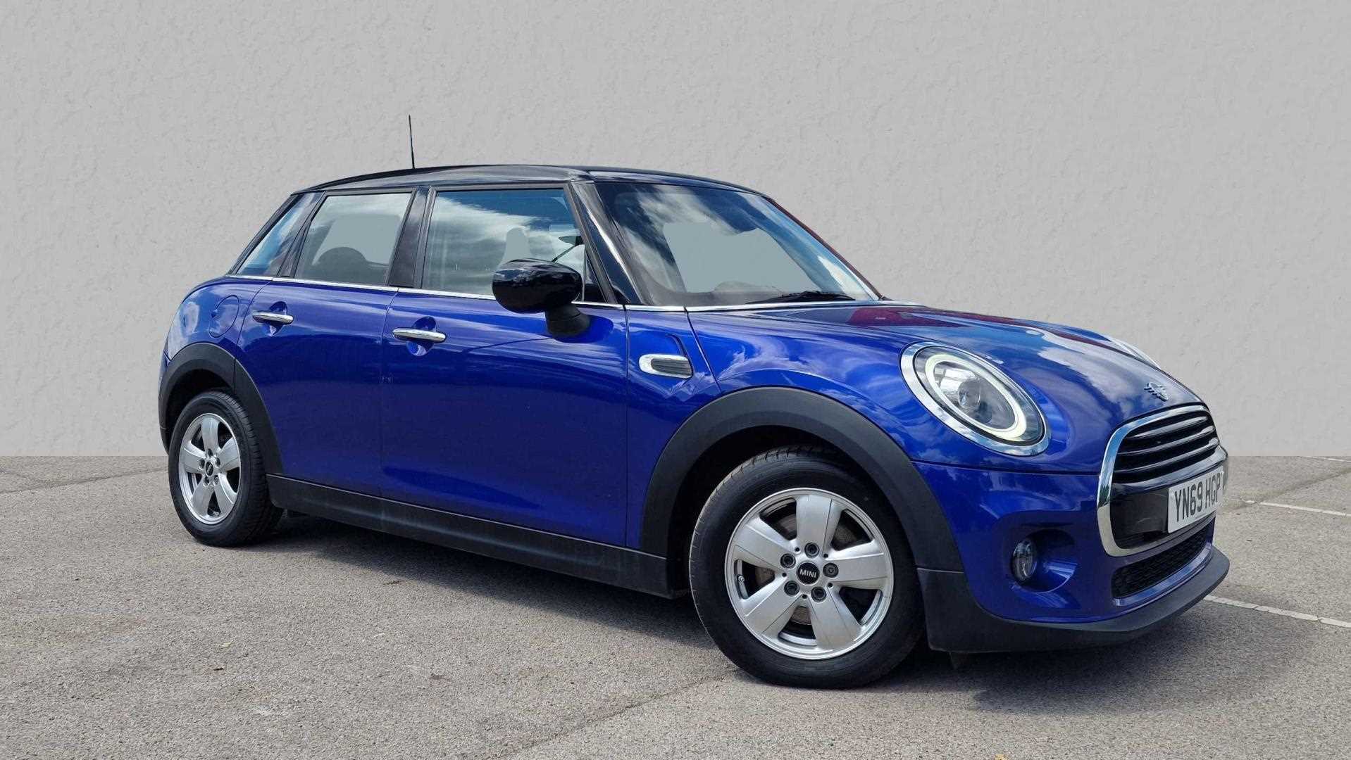 Main listing image - MINI Hatchback 5dr