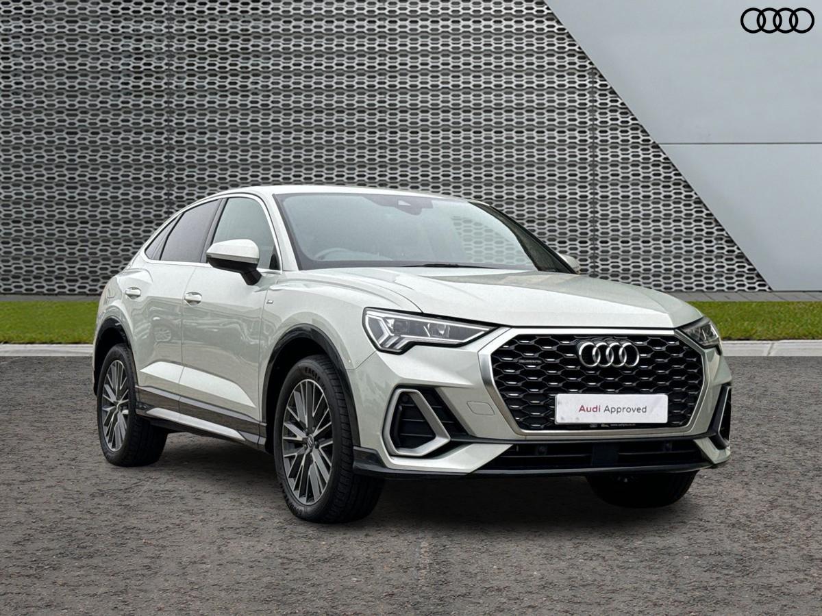 Main listing image - Audi Q3