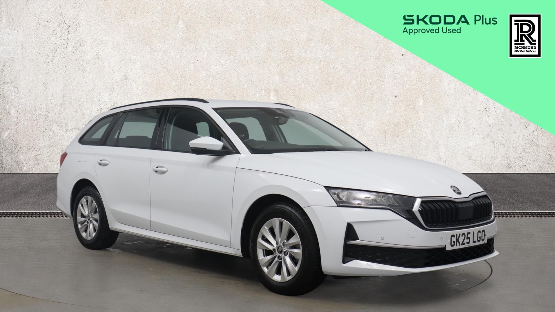 Main listing image - Skoda Octavia Estate