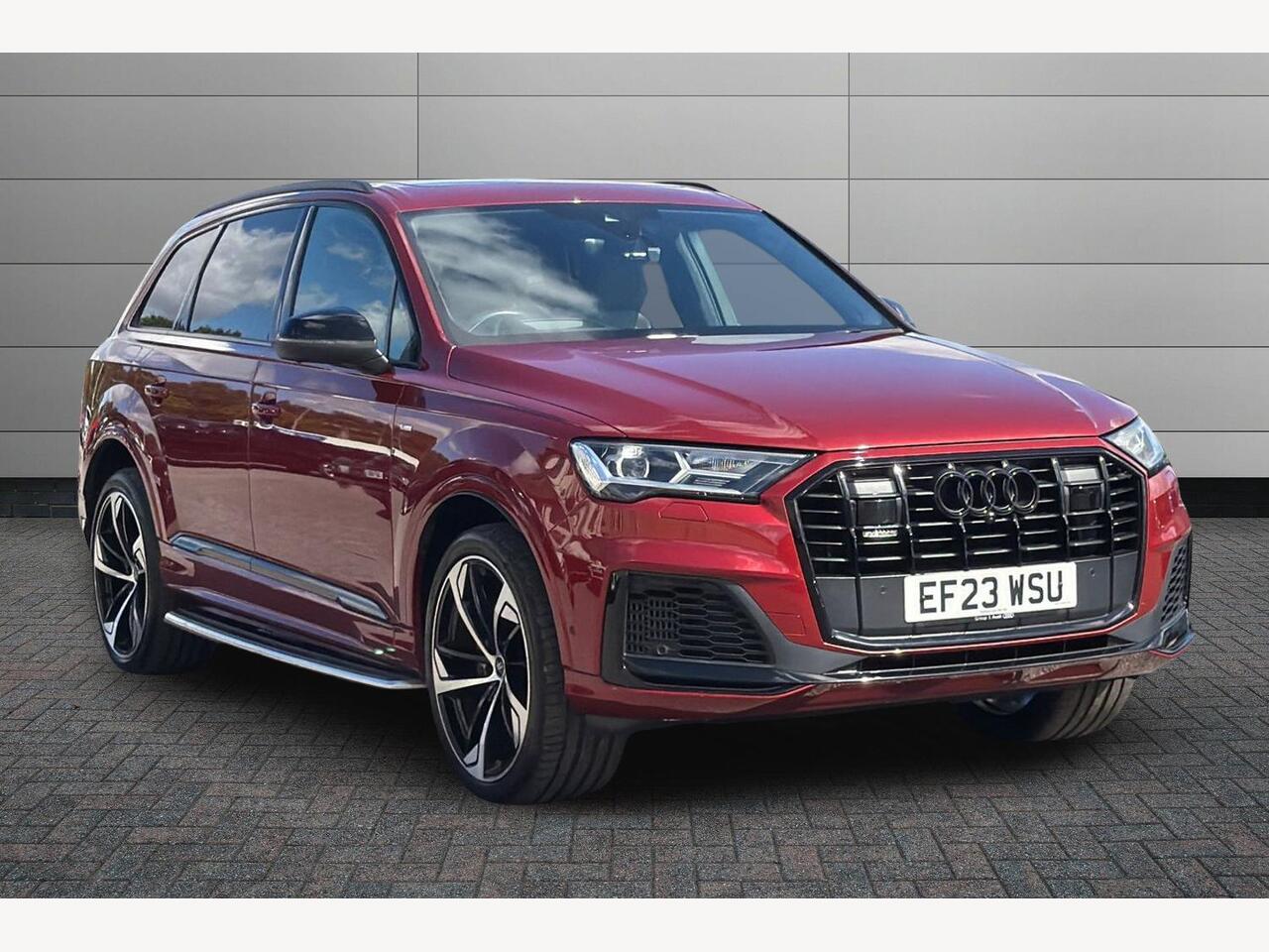 Main listing image - Audi Q7