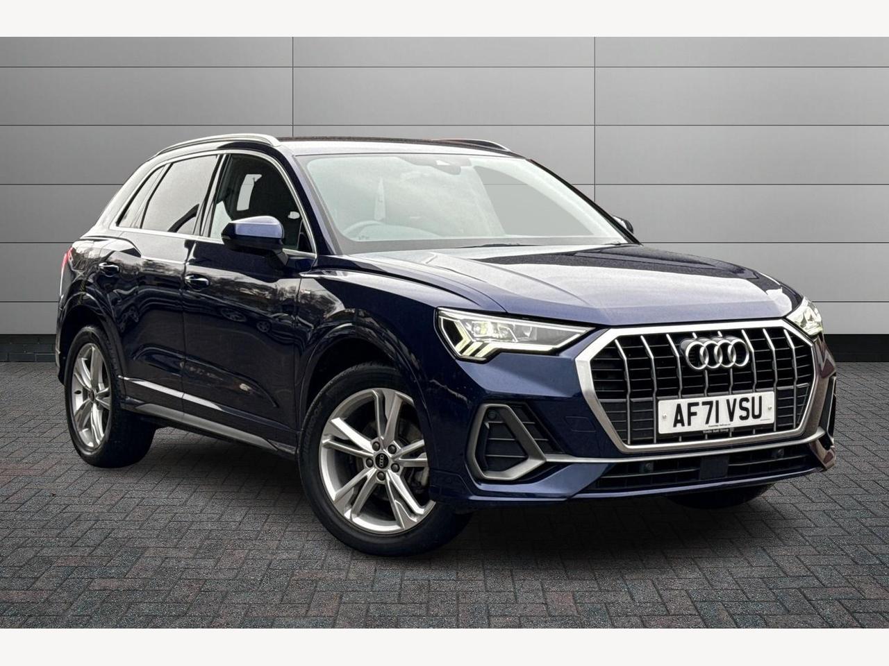 Main listing image - Audi Q3