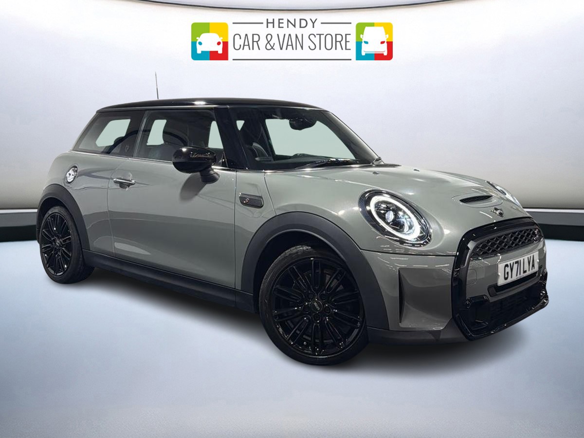 Main listing image - MINI Hatchback